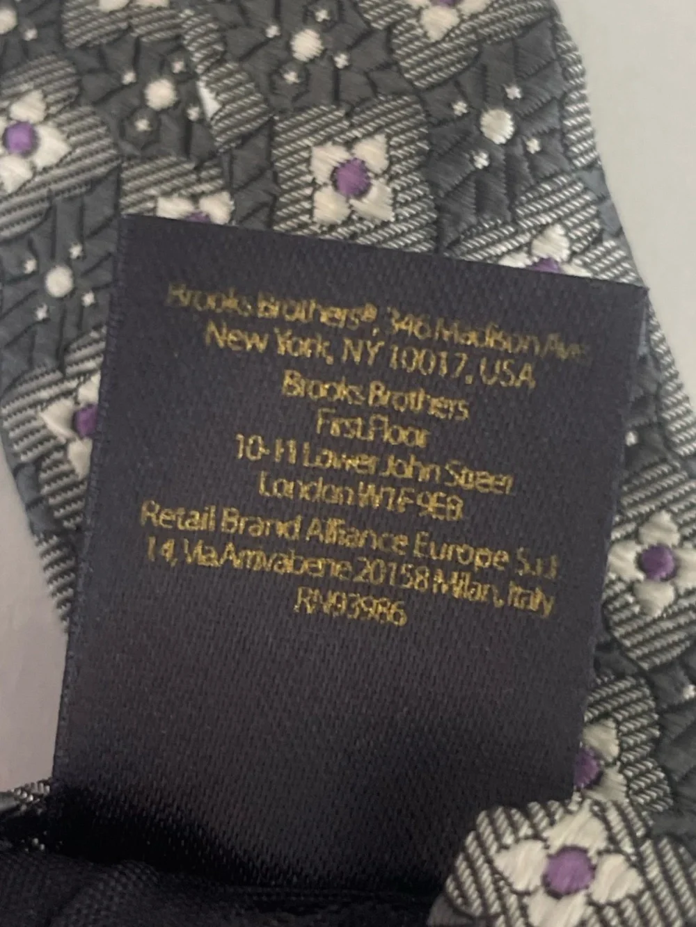 NWT Brooks Brothers Silk Gray and Purple Tie with Geometric Floral-Type Pattern